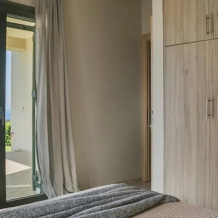 Elaia Villa *