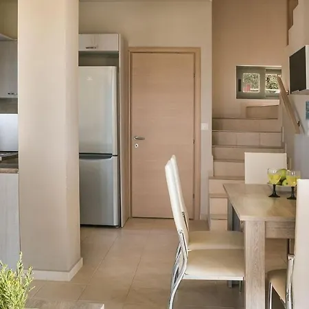 Elaia Βίλα Σβορωνάτα